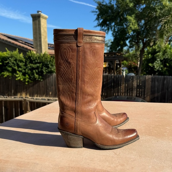 Ariat Tan Leather Heeled Boots - Picture 4 of 8